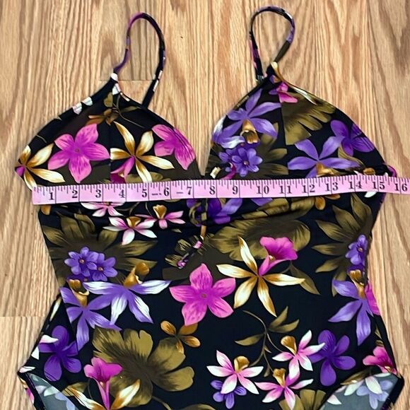 Vintage Beach Cabana Floral one piece Swimsuit, Medium Large - Picture 5 of 10